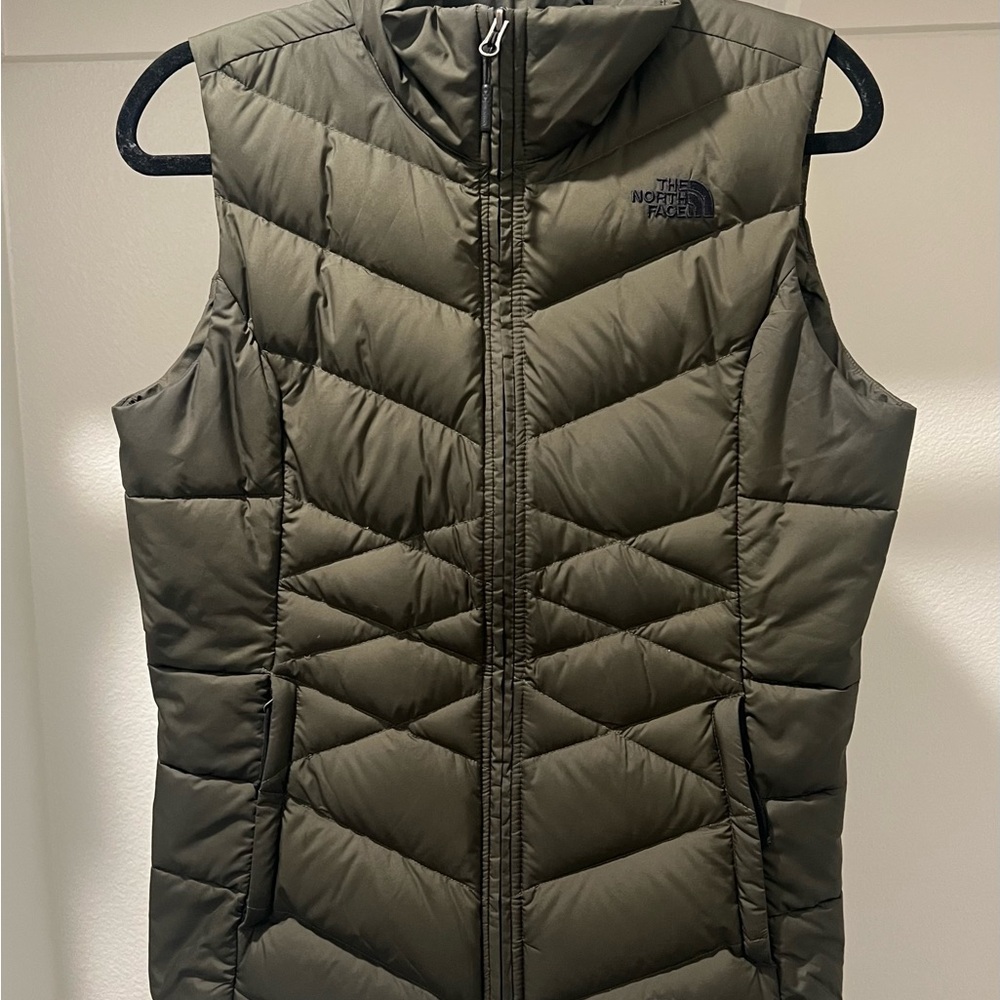 The North Face Women's Khaki Quilted Vest